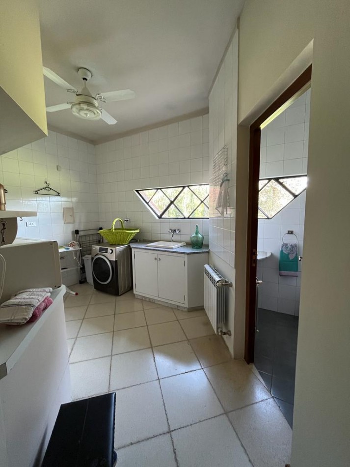 EXCLUSIVA QUINTA EN VENTA 