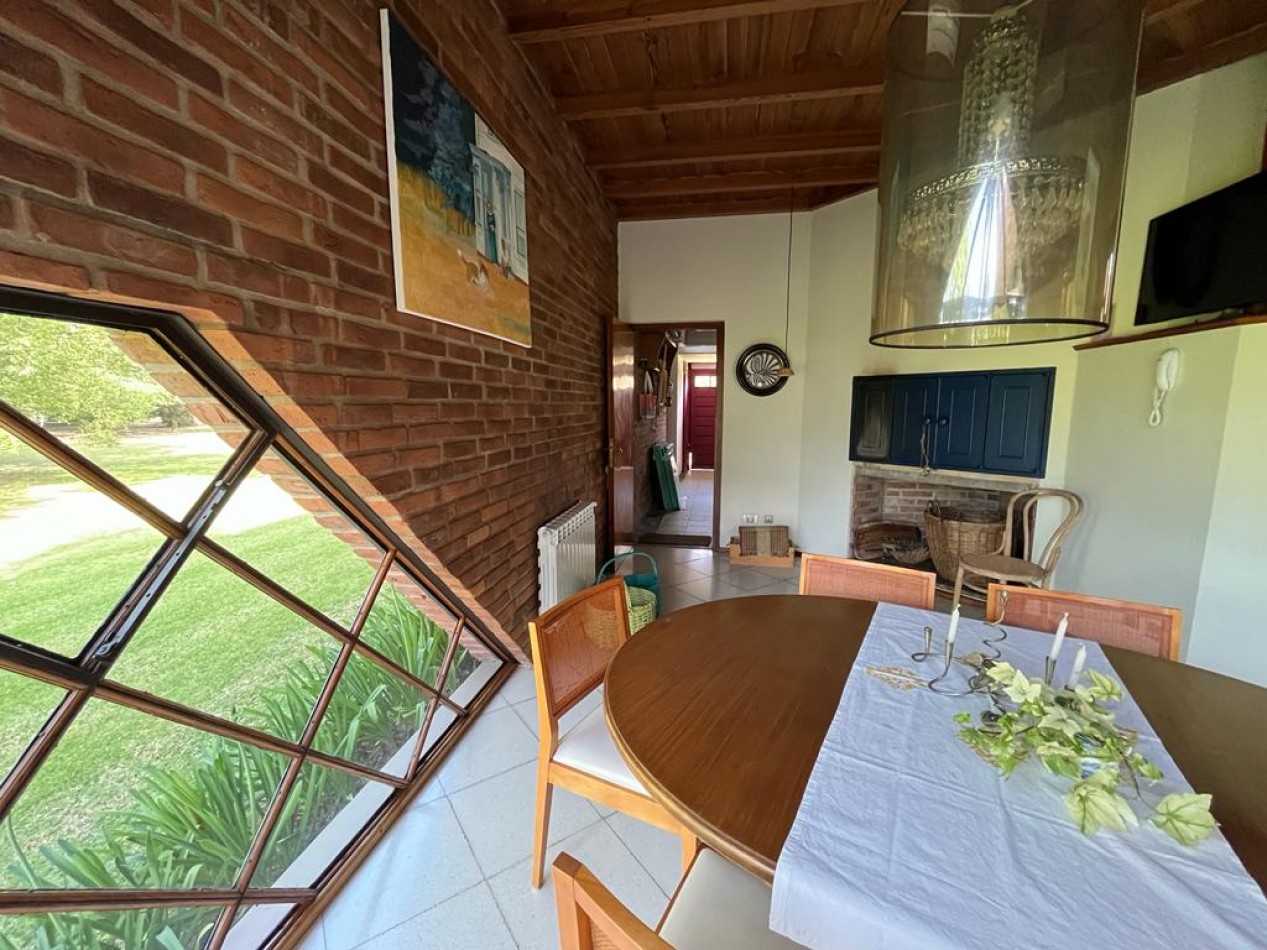 EXCLUSIVA QUINTA EN VENTA 