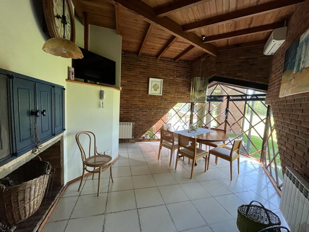 EXCLUSIVA QUINTA EN VENTA 