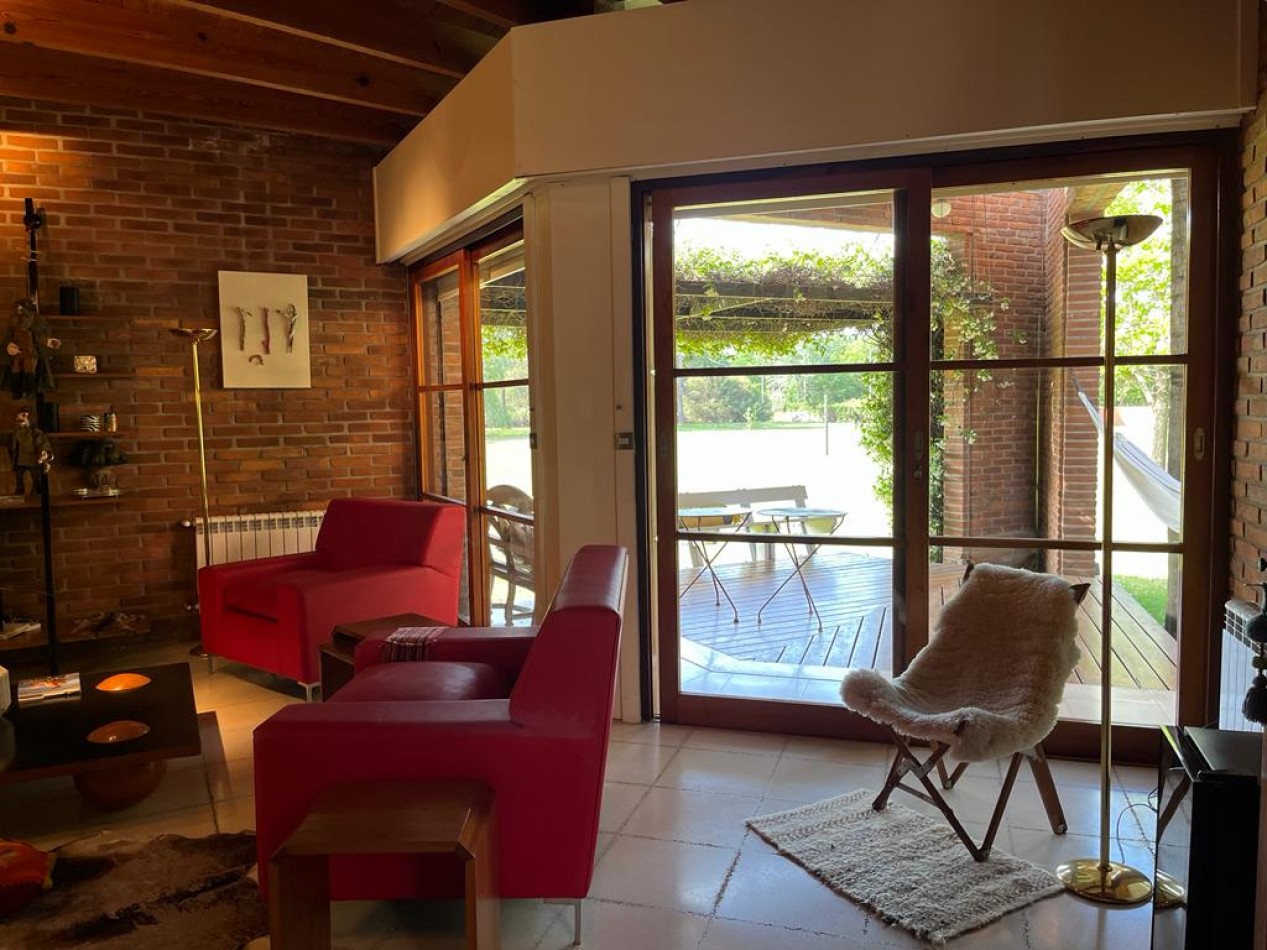 EXCLUSIVA QUINTA EN VENTA 