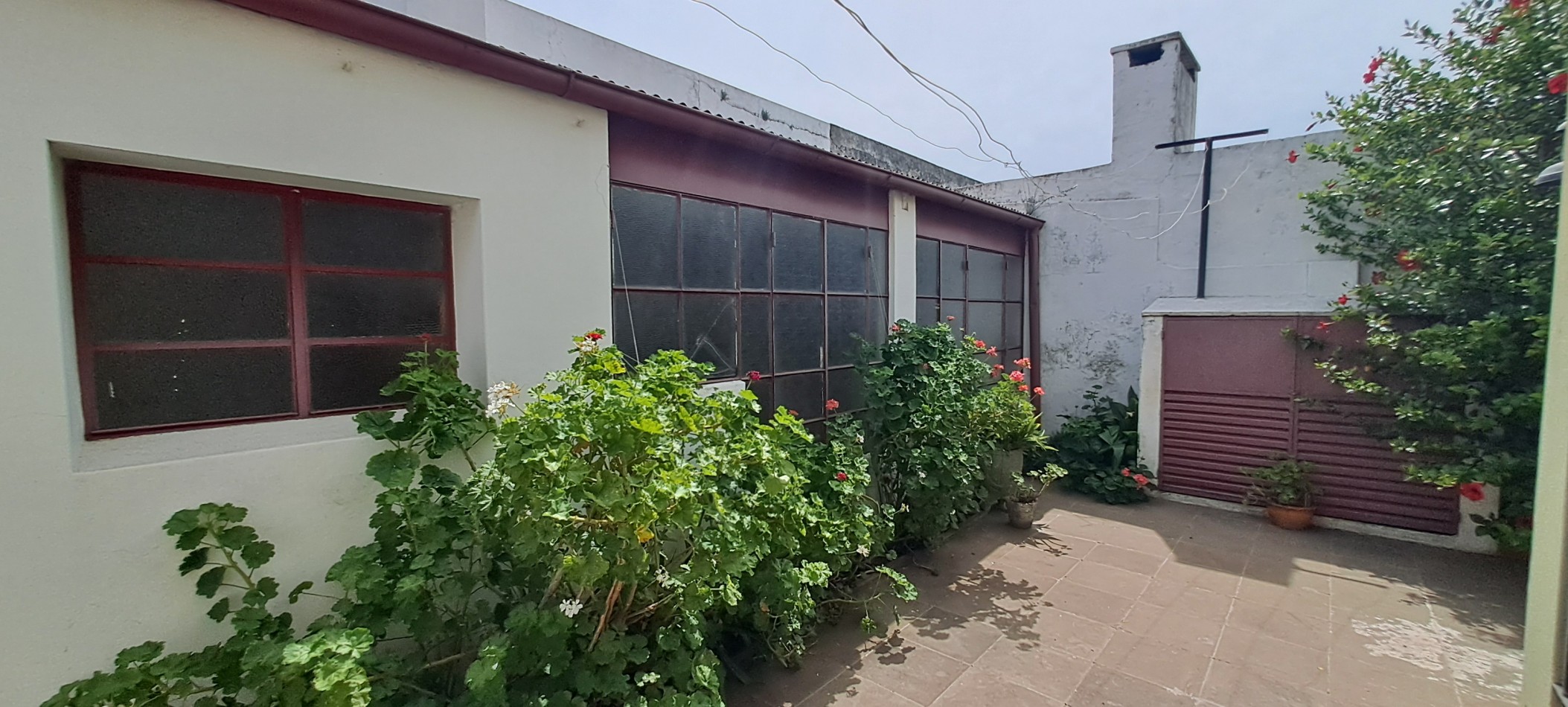 FUNCIONAL CASA EN VENTA