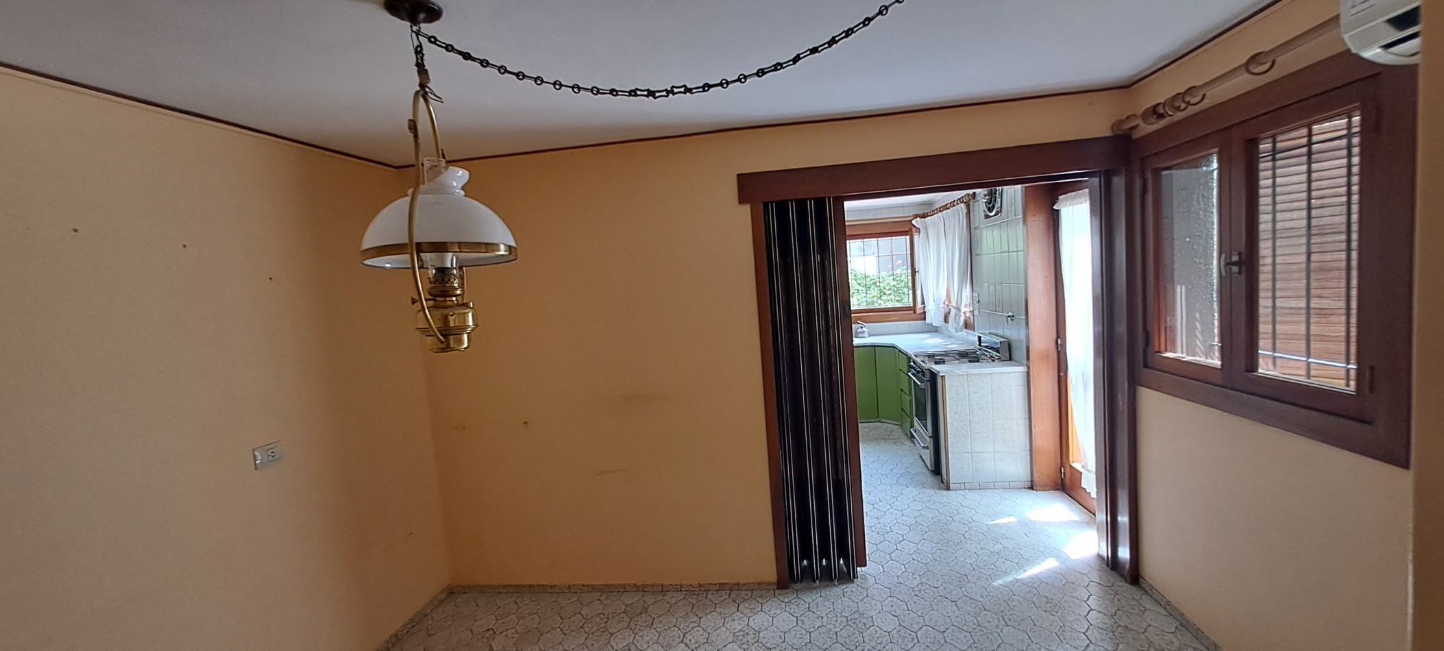 FUNCIONAL CASA EN VENTA