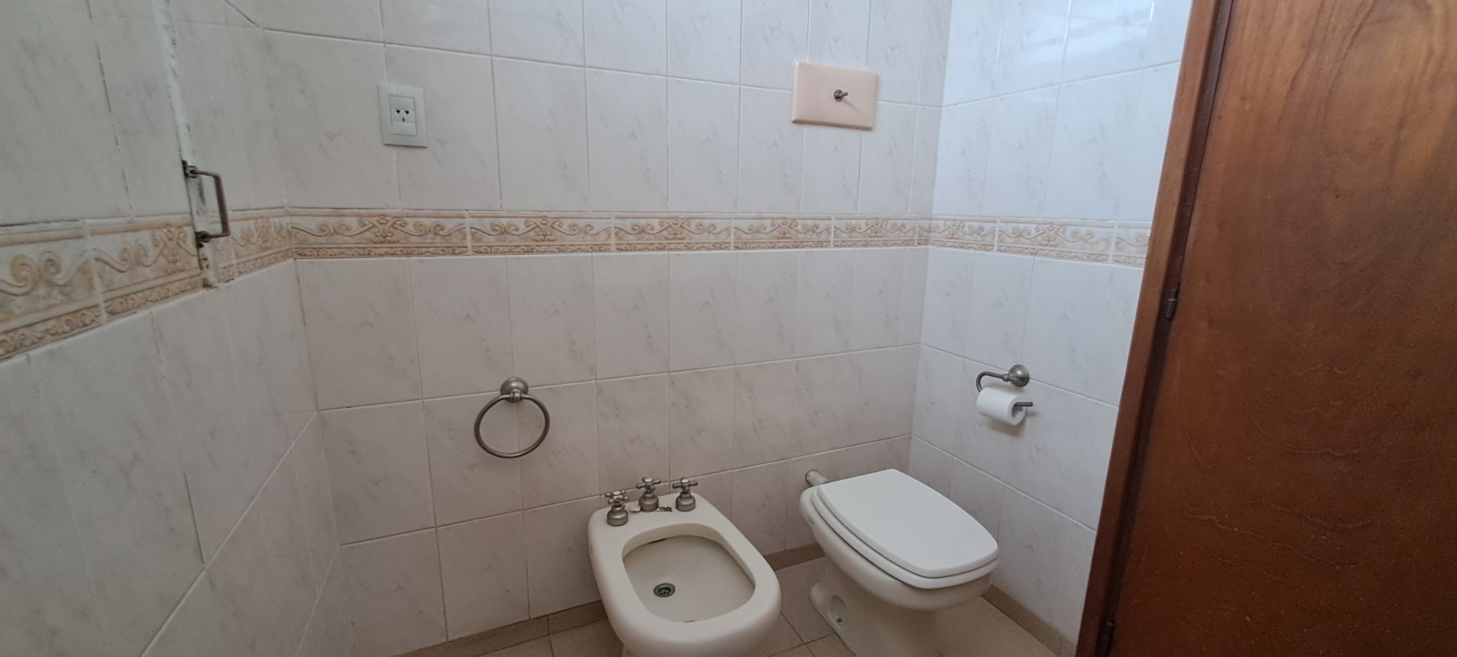 FUNCIONAL CASA EN VENTA