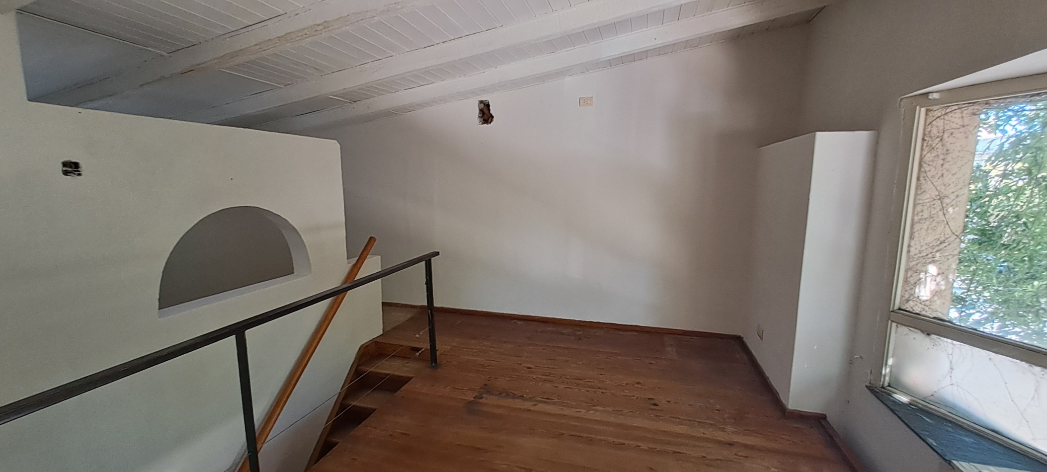 CASA CENTRICA IDEAL PARA VIVIENDA + OFICINA 