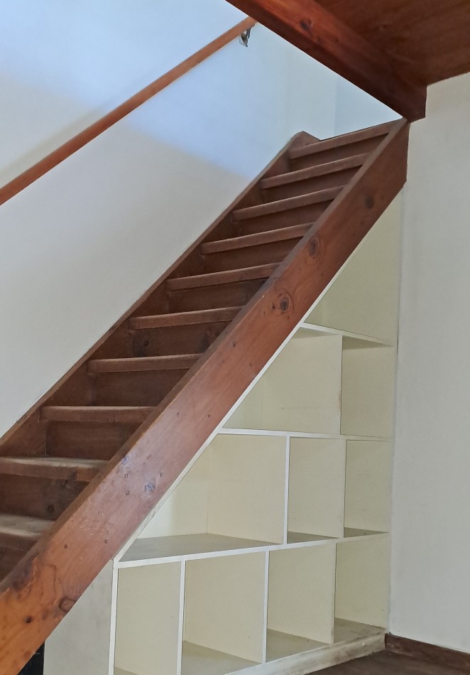 CASA CENTRICA IDEAL PARA VIVIENDA + OFICINA 