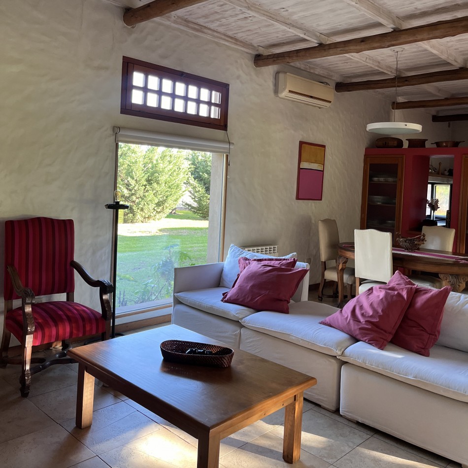 IMPECABLE CASA QUINTA