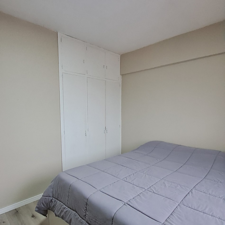 IMPECABLE DEPARTAMENTO CENTRICO  