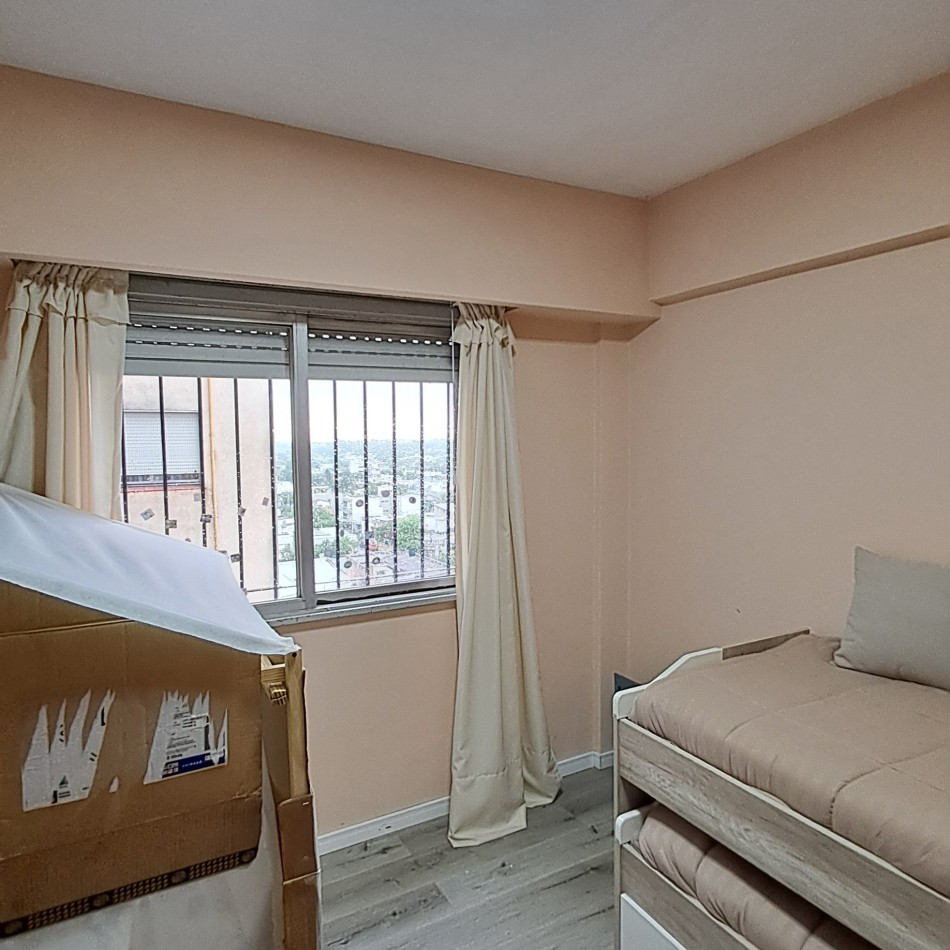 IMPECABLE DEPARTAMENTO CENTRICO  