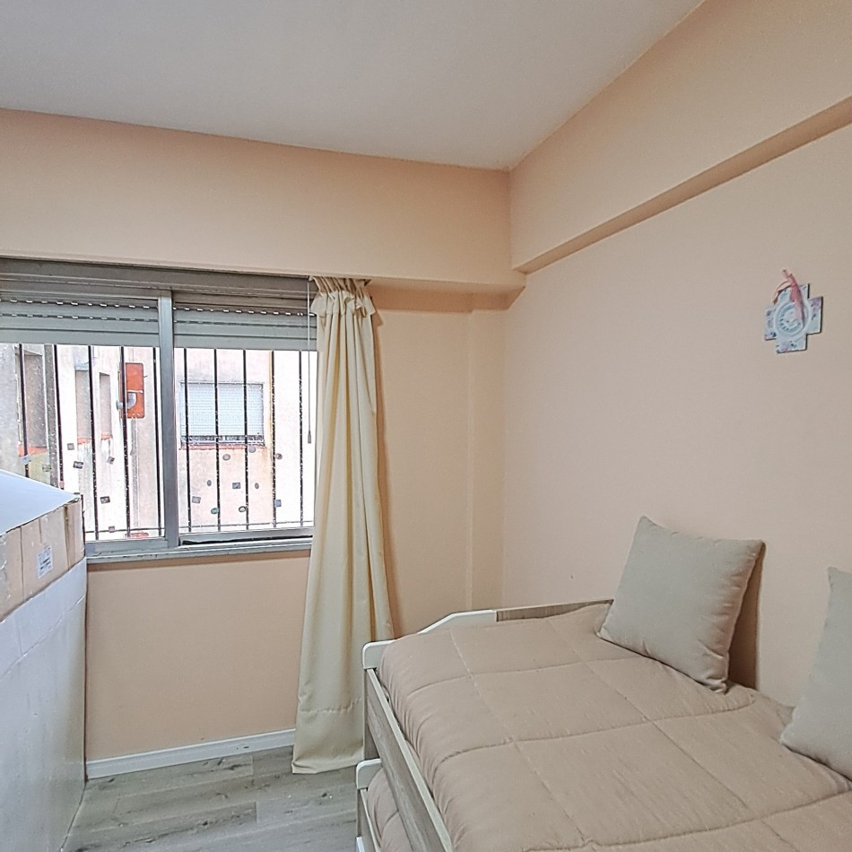 IMPECABLE DEPARTAMENTO CENTRICO  