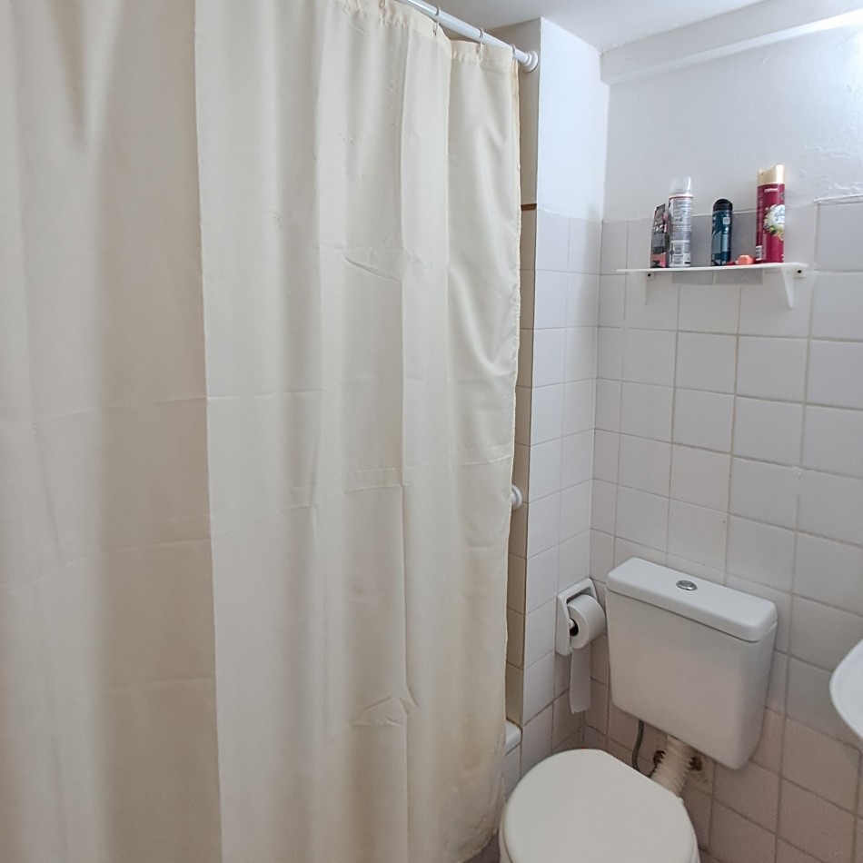 IMPECABLE DEPARTAMENTO CENTRICO  