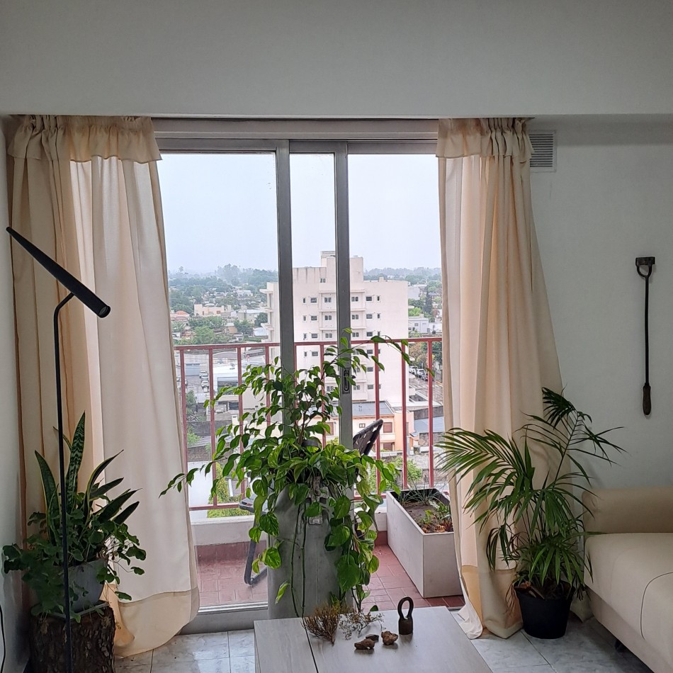 IMPECABLE DEPARTAMENTO CENTRICO  