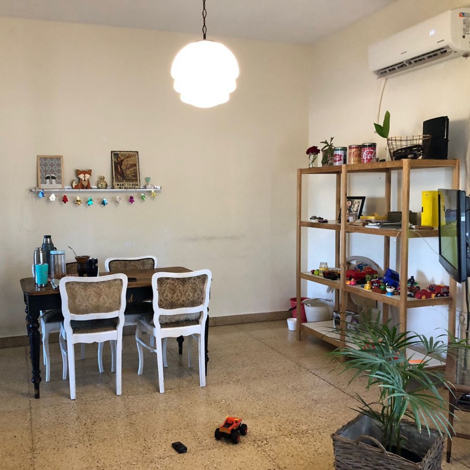 ¡EXCELENTE OPORTUNIDAD! CASA EN ESQUINA CON AMPLIO LOTE