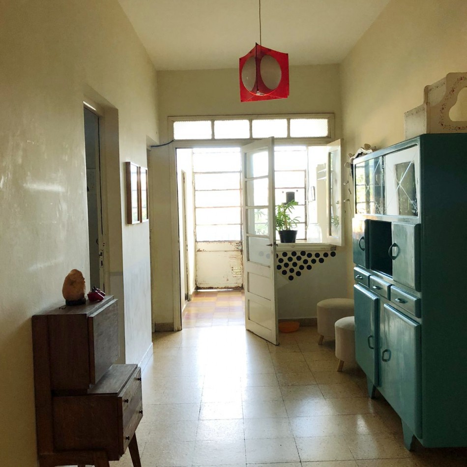 ¡EXCELENTE OPORTUNIDAD! CASA EN ESQUINA CON AMPLIO LOTE