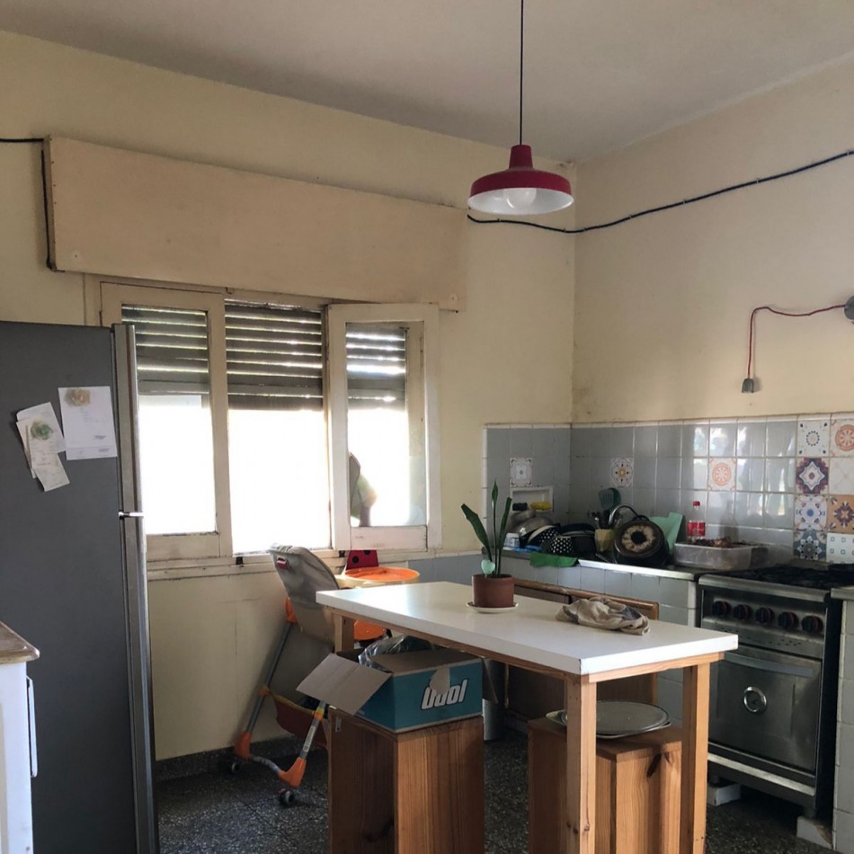 ¡EXCELENTE OPORTUNIDAD! CASA EN ESQUINA CON AMPLIO LOTE