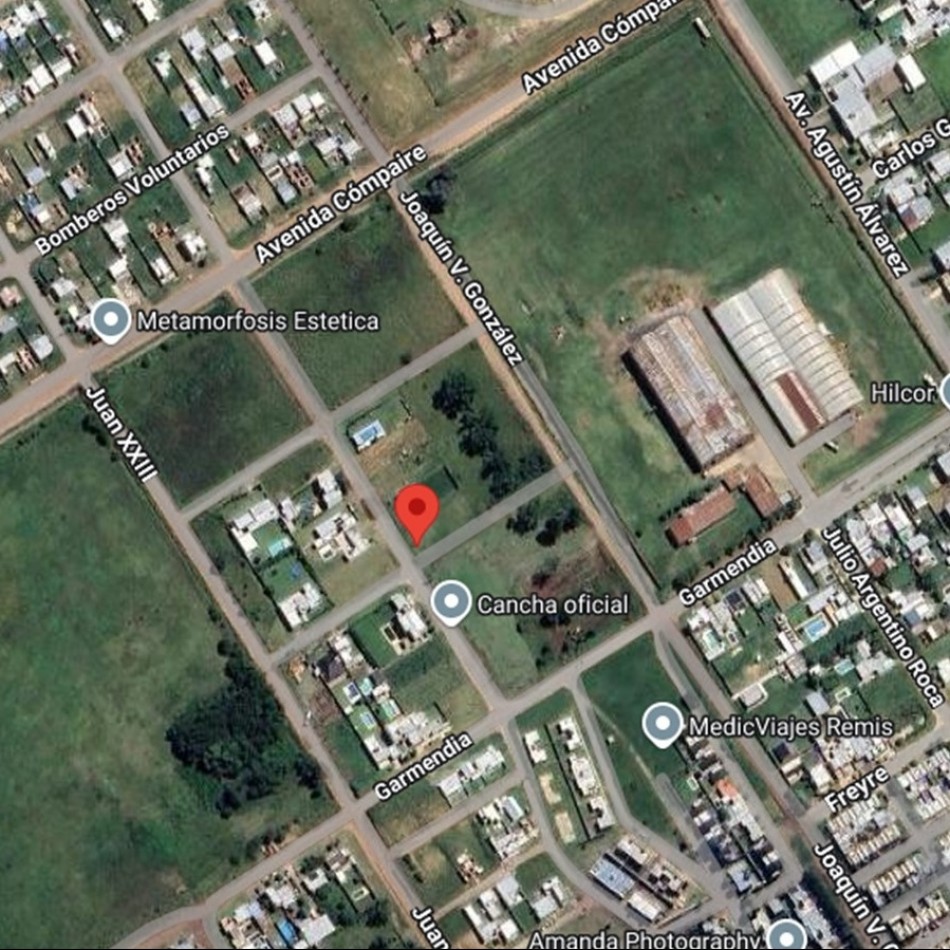 AMPLIO TERRENO EN ESQUINA 