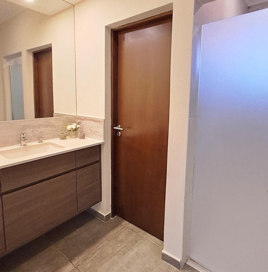 EXCEPCIONAL CASA QUINTA EN VENTA