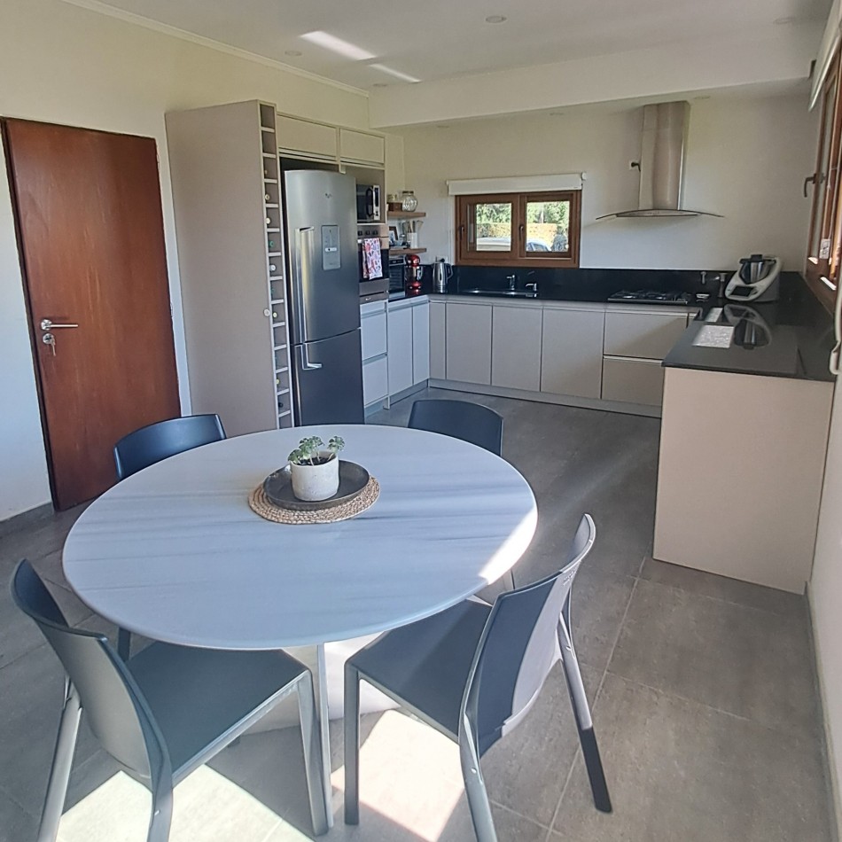 EXCEPCIONAL CASA QUINTA EN VENTA