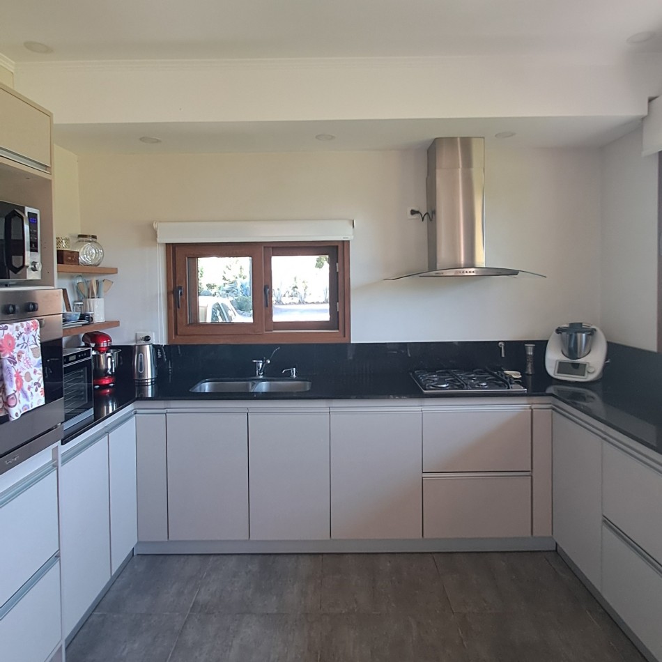 EXCEPCIONAL CASA QUINTA EN VENTA