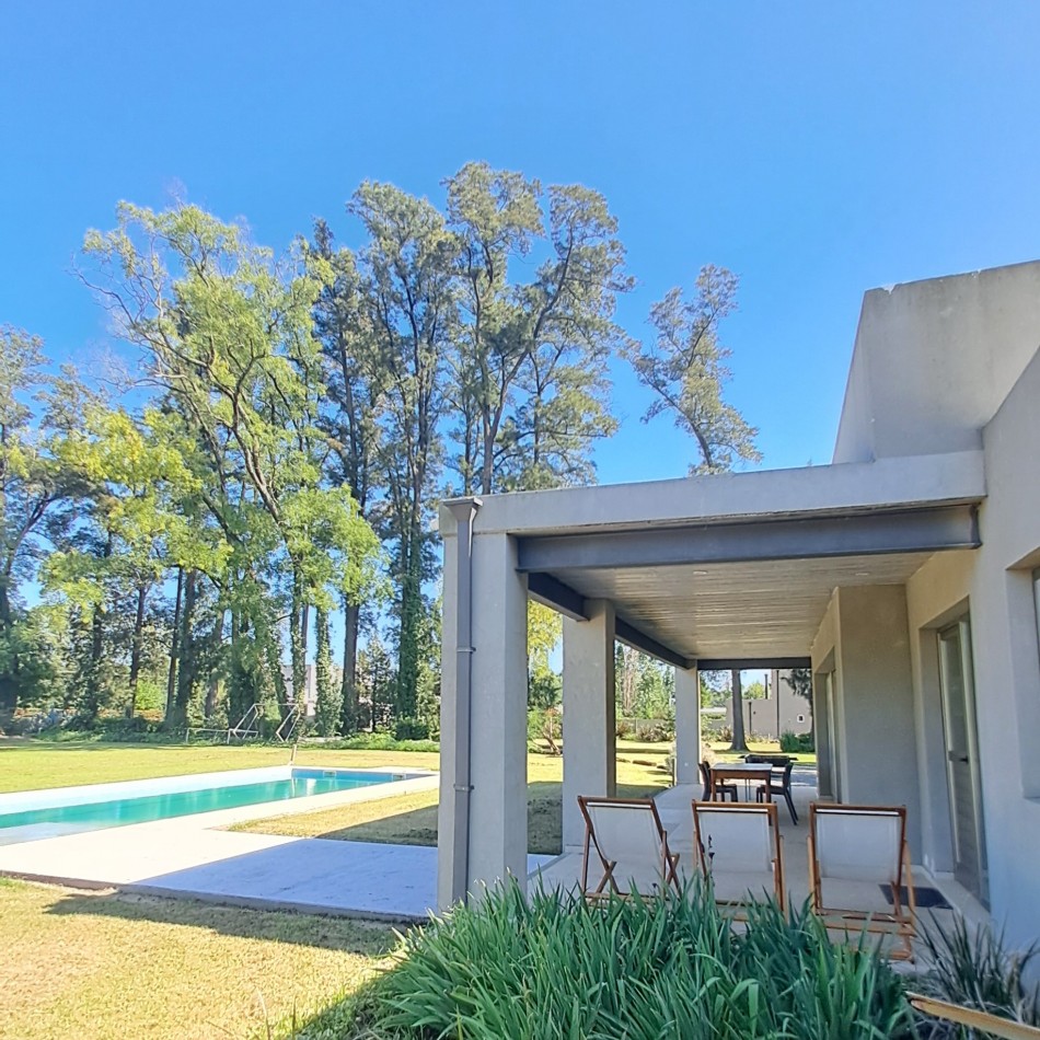 EXCEPCIONAL CASA QUINTA EN VENTA