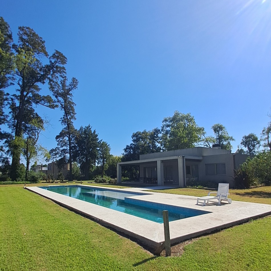 EXCEPCIONAL CASA QUINTA EN VENTA