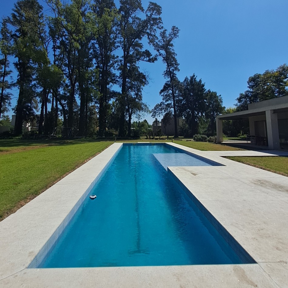 EXCEPCIONAL CASA QUINTA EN VENTA