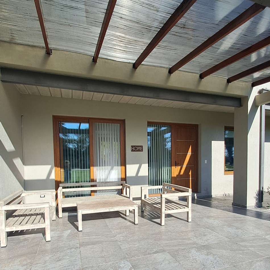 EXCEPCIONAL CASA QUINTA EN VENTA