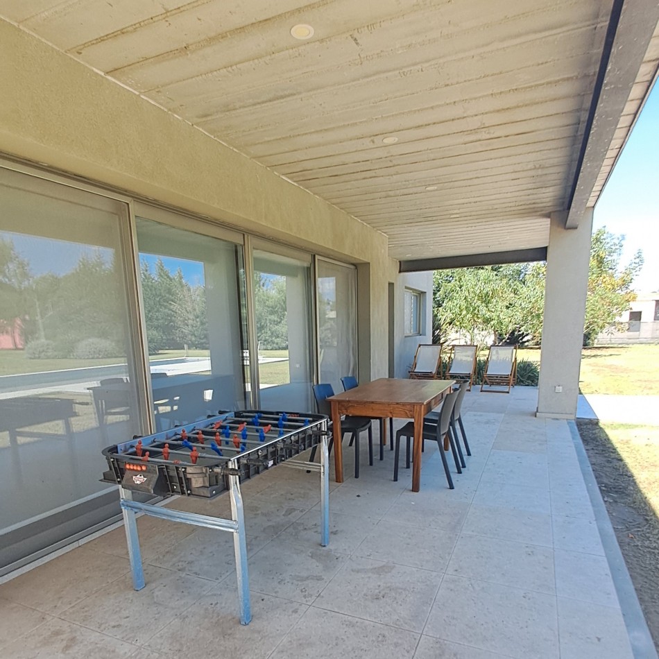 EXCEPCIONAL CASA QUINTA EN VENTA