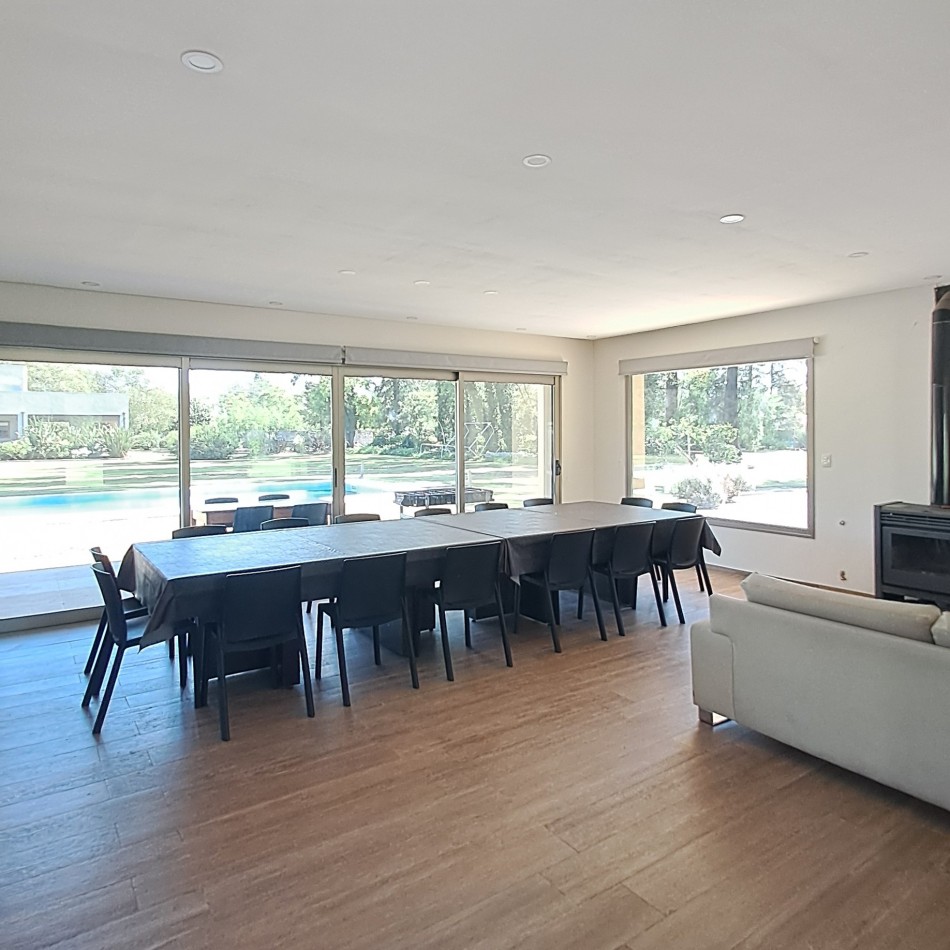 EXCEPCIONAL CASA QUINTA EN VENTA