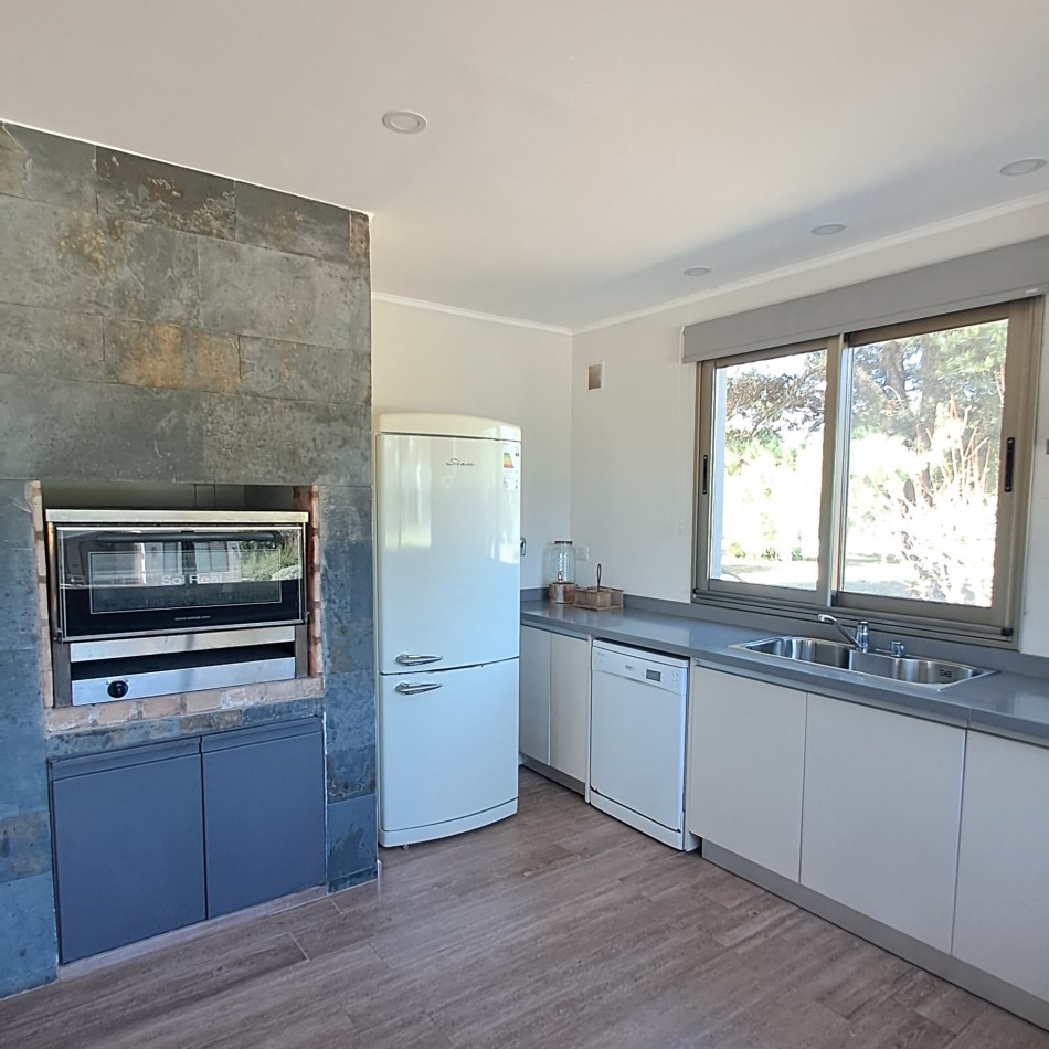 EXCEPCIONAL CASA QUINTA EN VENTA