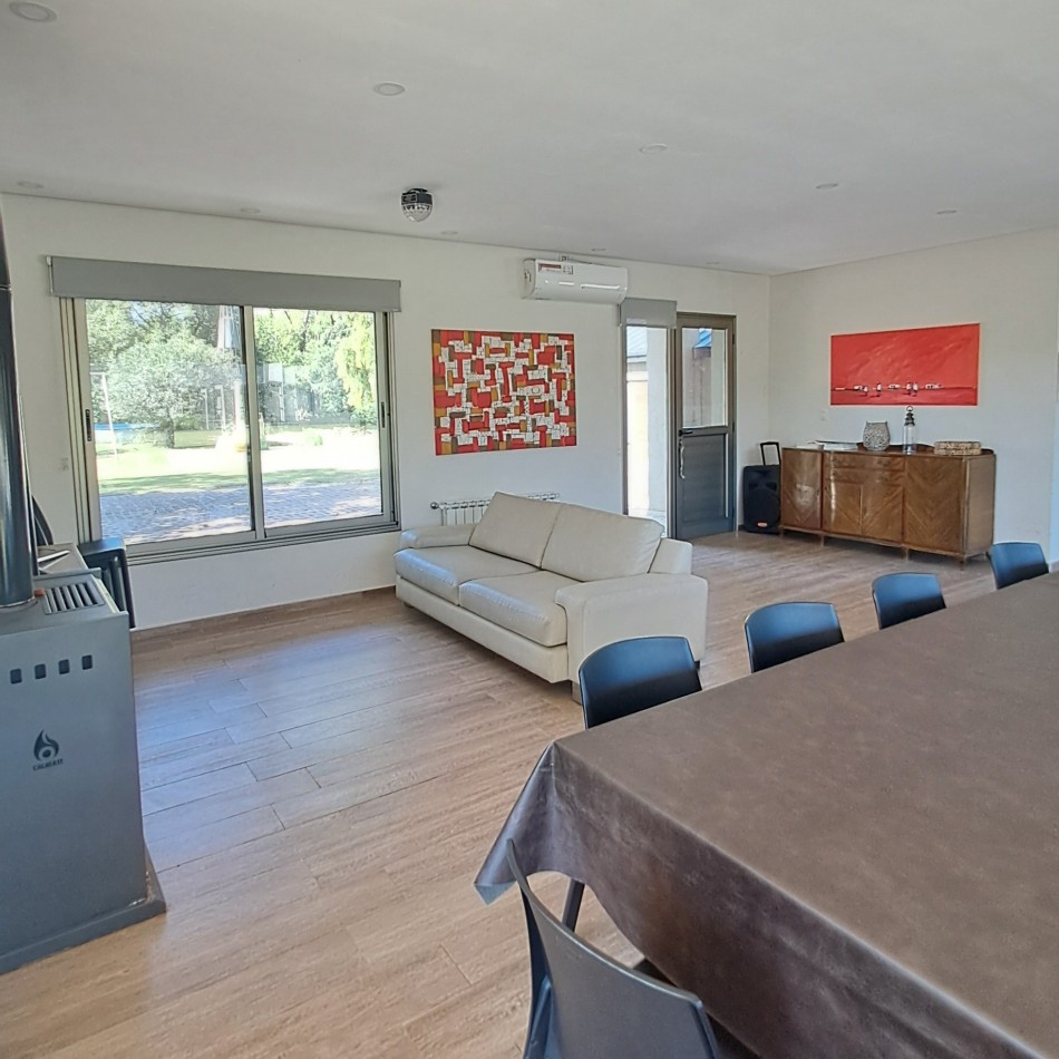 EXCEPCIONAL CASA QUINTA EN VENTA