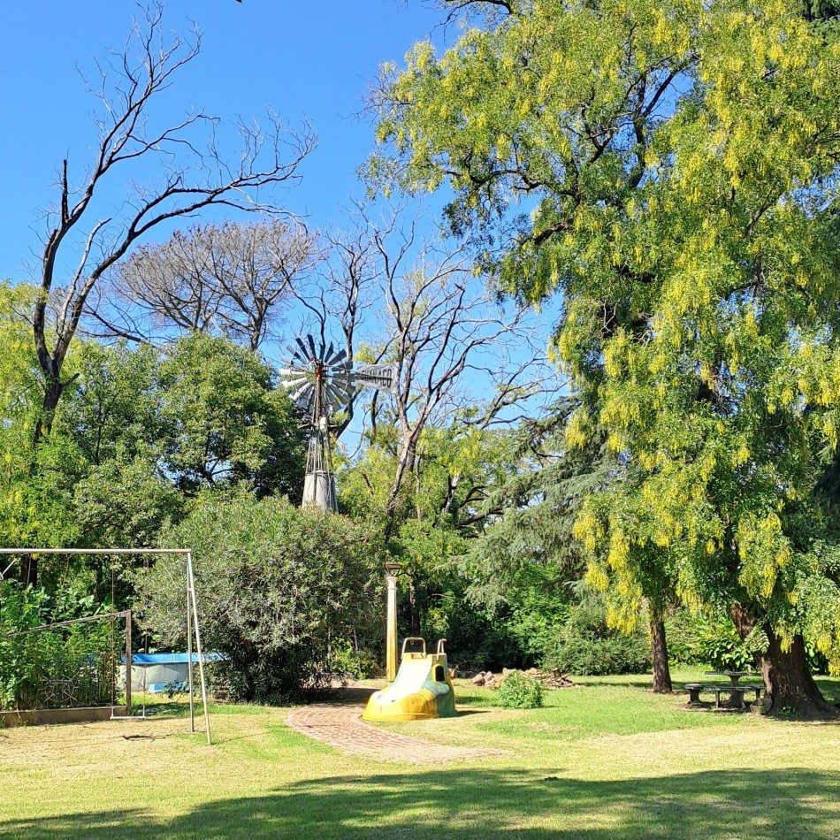 EXCEPCIONAL CASA QUINTA EN VENTA