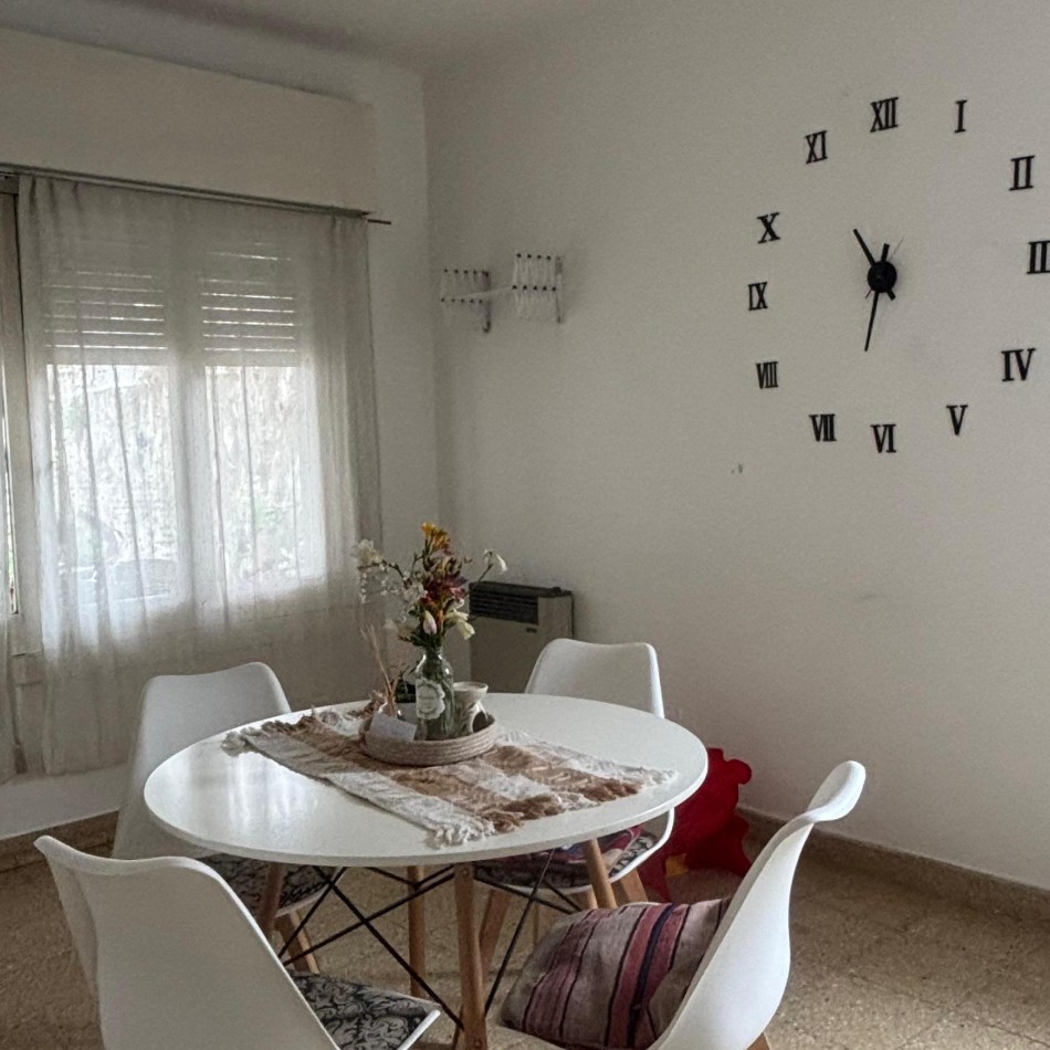 CASA CENTRICA EN VENTA