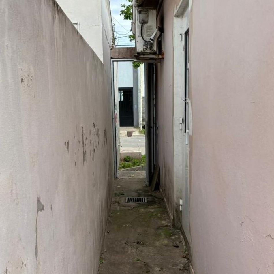 CASA CON GRAN POTENCIAL EN VENTA