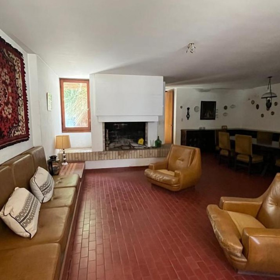 VIVIENDA + OFICINA/CONSULTORIO EN VENTA