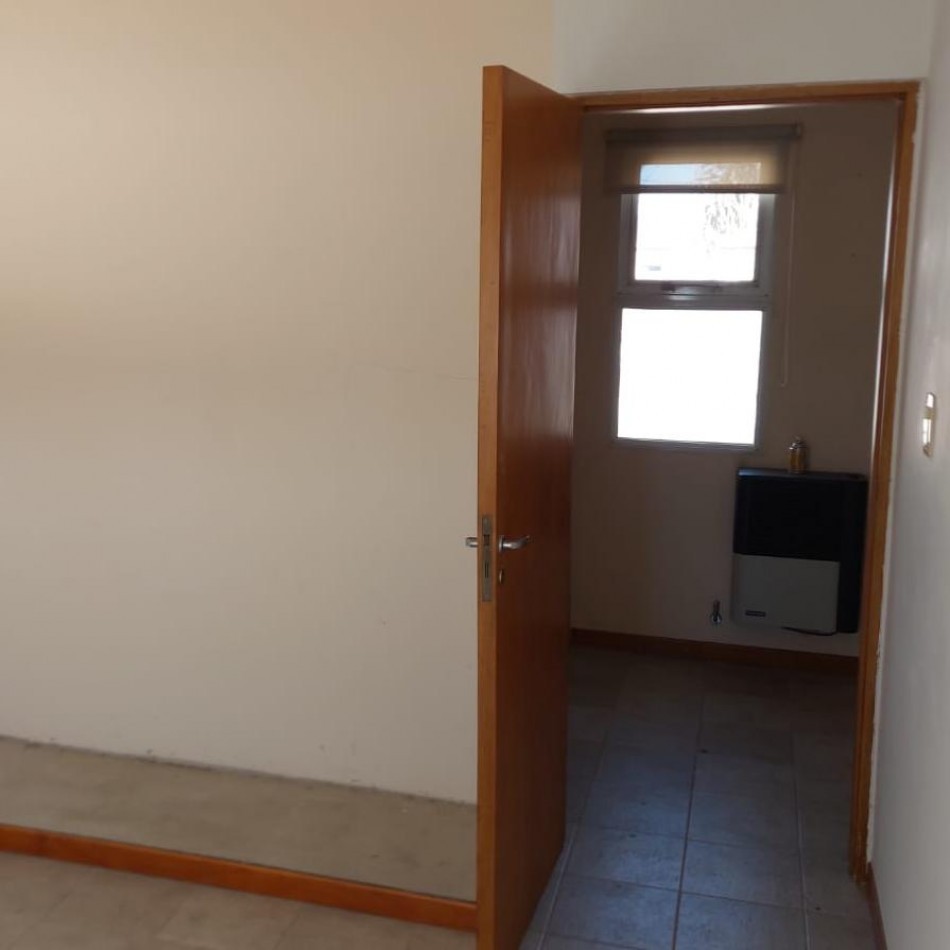 DUPLEX EN VENTA CON EXCELENTE UBICACION