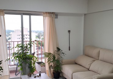 IMPECABLE DEPARTAMENTO CENTRICO  