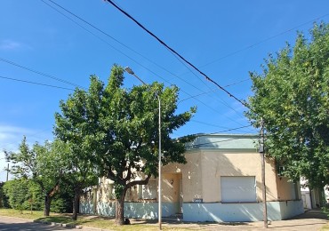 ¡EXCELENTE OPORTUNIDAD! CASA EN ESQUINA CON AMPLIO LOTE